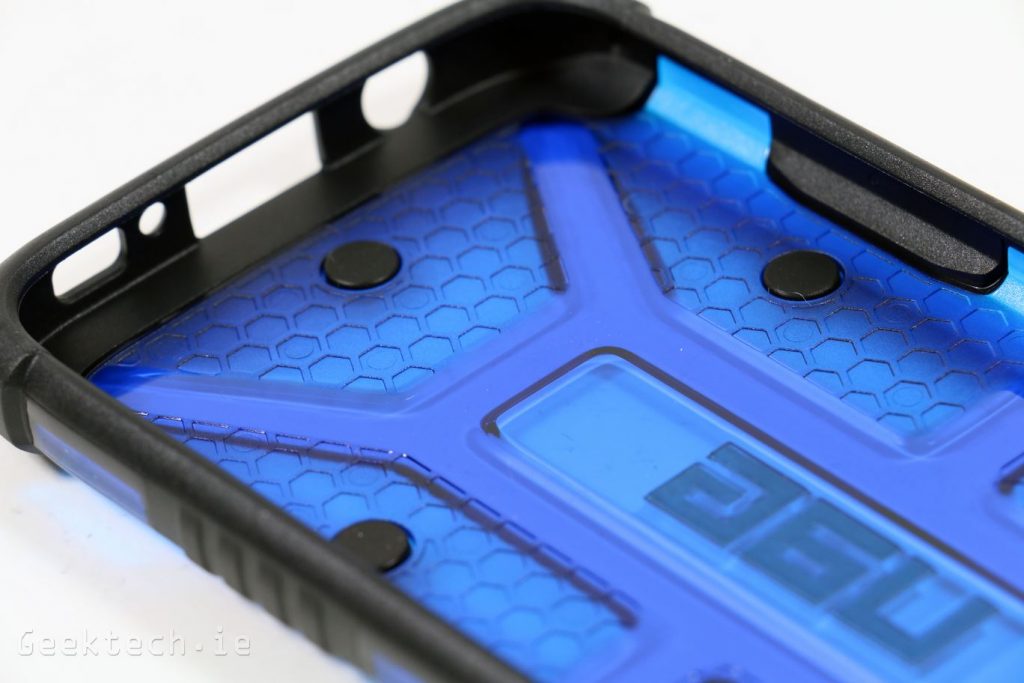 UAG Cobalt for S7 (10)