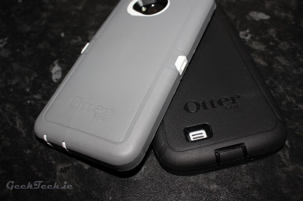 Galaxy S4 and HTC One Otterbox Defender Feature