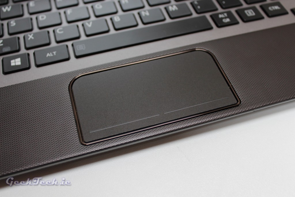 Toshiba U920 touchpad